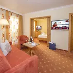 Hotel Superior Sport Und Familienresort Alpenblick Zell am See