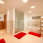 Superior Sport Und Familienresort Alpenblick Отель 4*