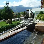 Отель Superior Sport Und Familienresort Alpenblick Целль-ам-Зе