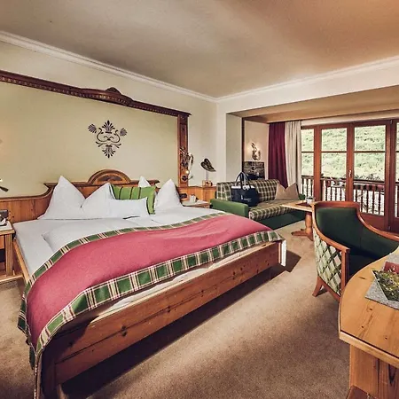 Superior Sport Und Familienresort Alpenblick 4* Zell am See