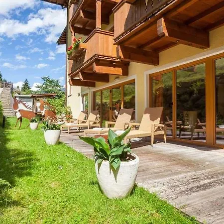 Superior Sport Und Familienresort Alpenblick Otel Zell am See