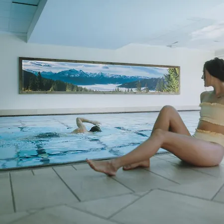 Superior Sport Und Familienresort Alpenblick Zell am See