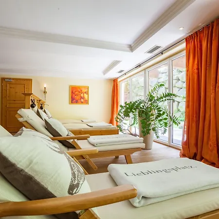 호텔 Superior Sport Und Familienresort Alpenblick 4*