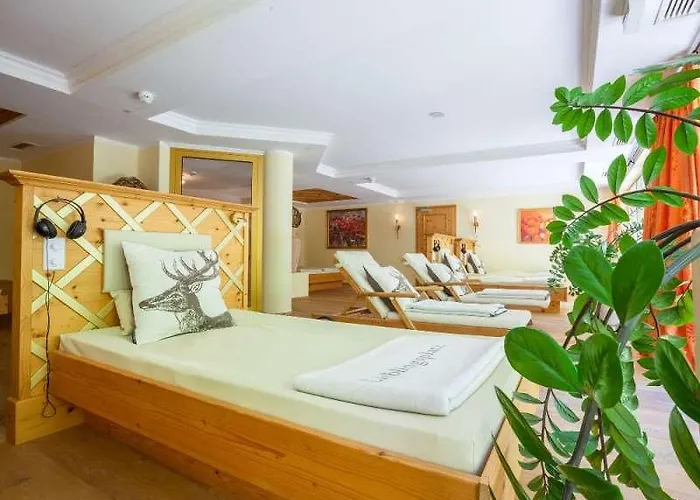 호텔 Superior Sport Und Familienresort Alpenblick 4*