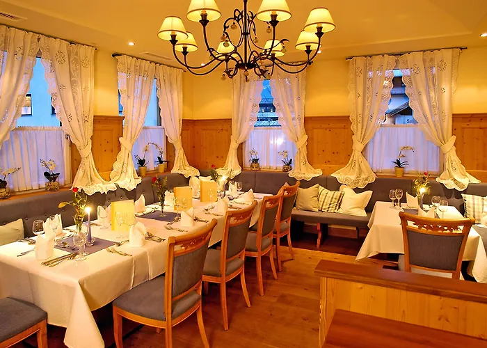 ホテル Superior Sport Und Familienresort Alpenblick 4*
