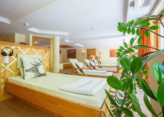 Superior Sport Und Familienresort Alpenblick ホテル