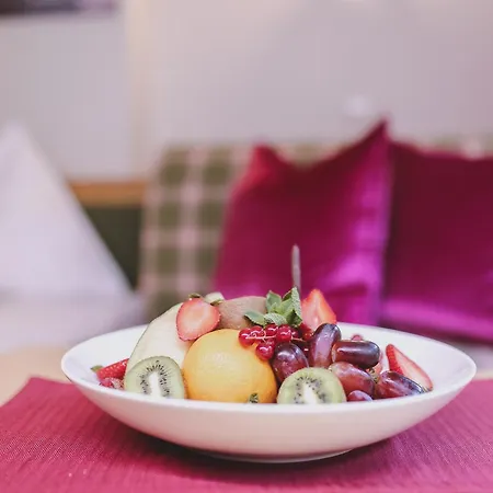 Superior Sport Und Familienresort Alpenblick 4* Целль-ам-Зе